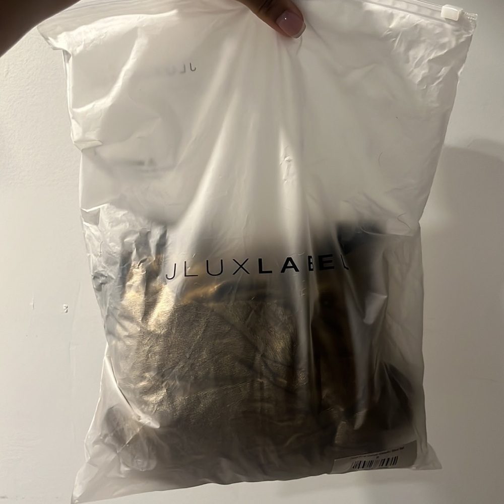 JLUXLABEL METALLIC SKIRT SET - Picture 3 of 4